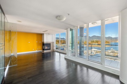 Photo 9 at 1002 - 499 Broughton Street, Coal Harbour, Vancouver West