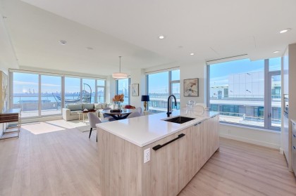 Photo 13 at 807 - 755 Harbourside Drive, Harbourside, North Vancouver