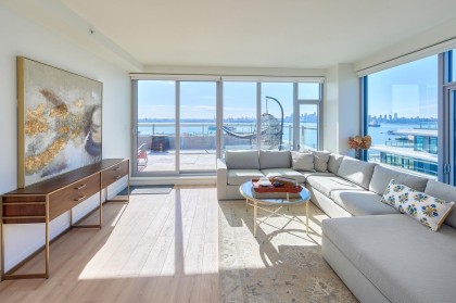 Photo 10 at 807 - 755 Harbourside Drive, Harbourside, North Vancouver