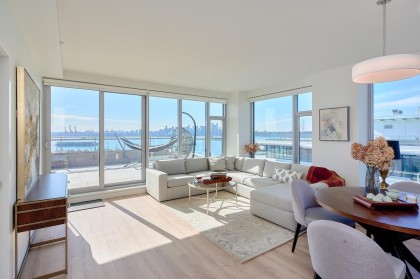 Photo 11 at 807 - 755 Harbourside Drive, Harbourside, North Vancouver