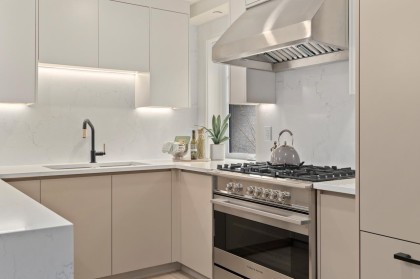 Photo 13 at 2438 W 49 Avenue, S.W. Marine, Vancouver West