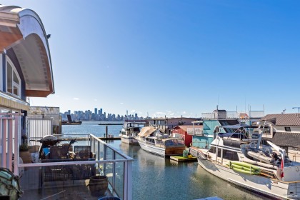 Photo 2 at 29 - 415 Esplanade Avenue, Mosquito Creek, North Vancouver