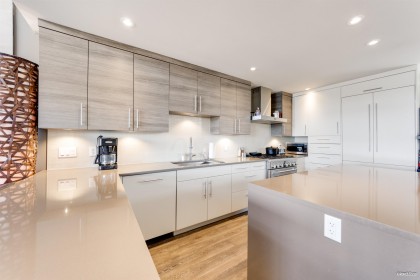 Photo 18 at 29 - 415 Esplanade Avenue, Mosquito Creek, North Vancouver