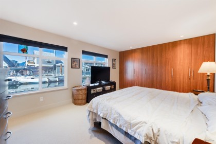 Photo 21 at 29 - 415 Esplanade Avenue, Mosquito Creek, North Vancouver