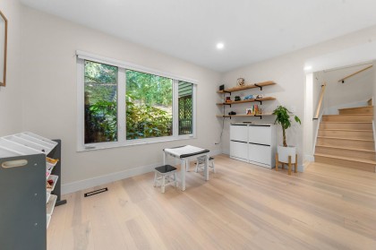 Photo 12 at 867 Frederick Road, Lynn Valley, North Vancouver