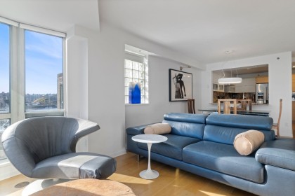 Photo 6 at 303 - 1501 Howe Street, Yaletown, Vancouver West