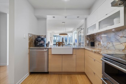 Photo 12 at 303 - 1501 Howe Street, Yaletown, Vancouver West