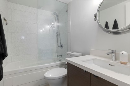 Photo 26 at 303 - 1501 Howe Street, Yaletown, Vancouver West