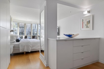 Photo 18 at 303 - 1501 Howe Street, Yaletown, Vancouver West