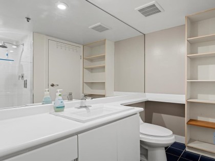 Photo 17 at 105 - 1502 Island Park Walk, False Creek, Vancouver West