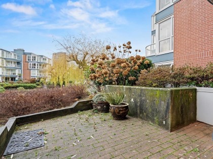 Photo 20 at 105 - 1502 Island Park Walk, False Creek, Vancouver West