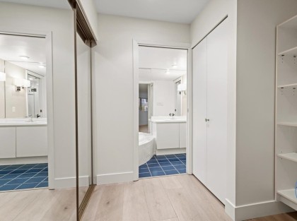 Photo 15 at 105 - 1502 Island Park Walk, False Creek, Vancouver West