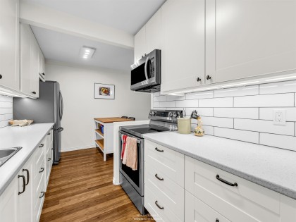 Photo 12 at 103 - 1412 W 14th Avenue, Fairview VW, Vancouver West