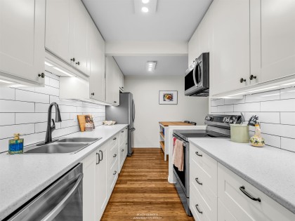 Photo 9 at 103 - 1412 W 14th Avenue, Fairview VW, Vancouver West