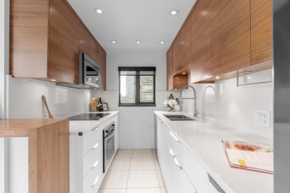 Photo 8 at 1001 - 1155 Homer Street, Yaletown, Vancouver West