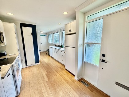 Photo 8 at 1876 Beaulynn Place, Westlynn, North Vancouver