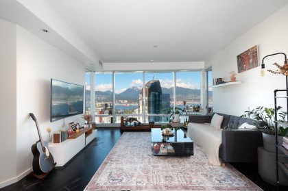 Photo 4 at 4205 - 1151 W Georgia Street, Coal Harbour, Vancouver West