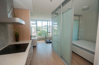 Photo 4 at 611 - 1783 Manitoba Street, False Creek, Vancouver West