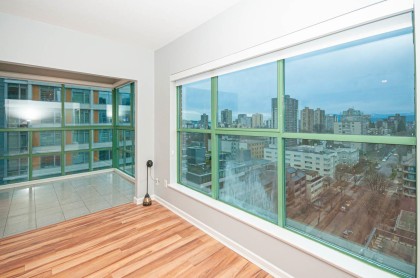Photo 2 at 1606 - 909 Burrard Street, West End VW, Vancouver West