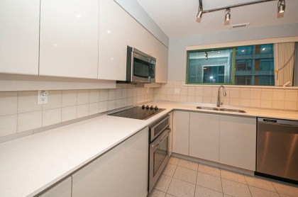 Photo 6 at 1606 - 909 Burrard Street, West End VW, Vancouver West