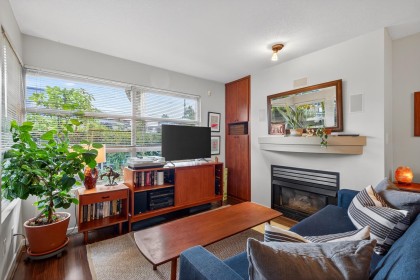 Photo 3 at 106 - 2983 W 4th Avenue, Kitsilano, Vancouver West