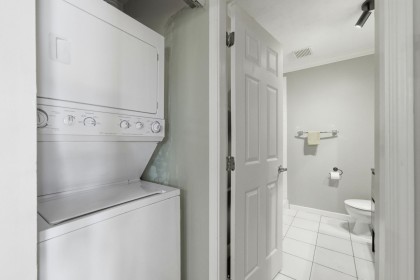 Photo 10 at 203 - 1538 Bowser Avenue, Norgate, North Vancouver