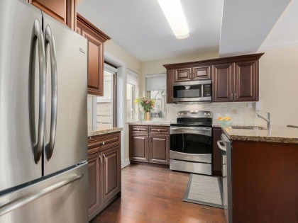 Photo 7 at 7 - 215 E 4th Street, Lower Lonsdale, North Vancouver