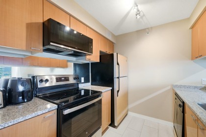 Photo 4 at 1903 - 1288 W Georgia Street, West End VW, Vancouver West