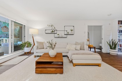 Photo 5 at 105 - 2832 Capilano Road, Capilano NV, North Vancouver