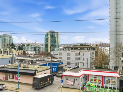 Photo 18 at 402 - 124 W 3rd Street, Lower Lonsdale, North Vancouver