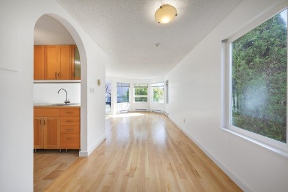 Photo 17 at 6 - 1101 W 8th Avenue, Fairview VW, Vancouver West