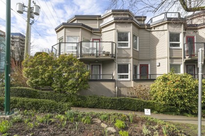 Photo 3 at 6 - 1101 W 8th Avenue, Fairview VW, Vancouver West