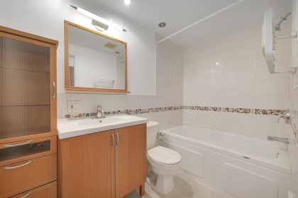 Photo 19 at 6 - 1101 W 8th Avenue, Fairview VW, Vancouver West