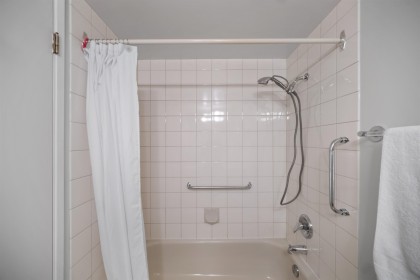 Photo 17 at 202 - 1066 W 13th Avenue, Fairview VW, Vancouver West