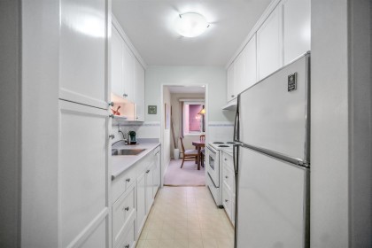 Photo 7 at 202 - 1066 W 13th Avenue, Fairview VW, Vancouver West