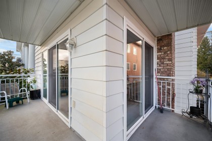 Photo 21 at 202 - 1066 W 13th Avenue, Fairview VW, Vancouver West