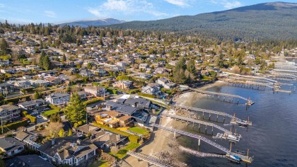 Photo 23 at 450 Beachview Drive, Dollarton, North Vancouver