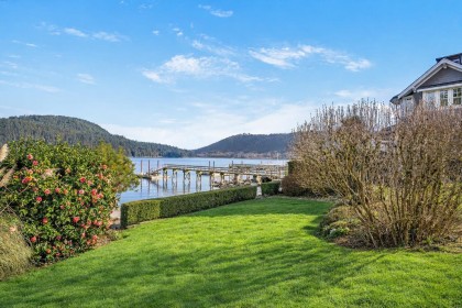 Photo 16 at 450 Beachview Drive, Dollarton, North Vancouver