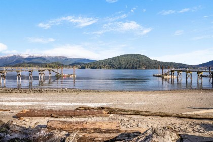 Photo 11 at 450 Beachview Drive, Dollarton, North Vancouver