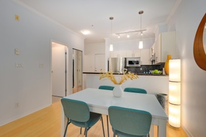 Photo 7 at 304 - 1388 Nelson Street, West End VW, Vancouver West