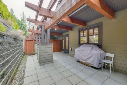 Photo 31 at 5 - 2555 Skilift Road, Chelsea Park, West Vancouver