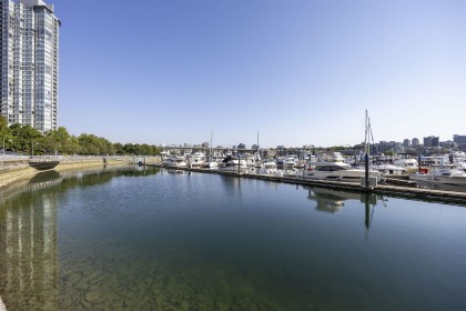 Photo 4 at 2907 - 198 Aquarius Mews, Yaletown, Vancouver West