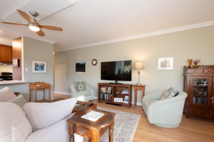 Photo 13 at 505 - 1425 Esquimalt Avenue, Ambleside, West Vancouver