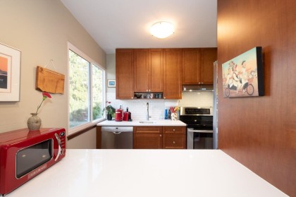 Photo 18 at 505 - 1425 Esquimalt Avenue, Ambleside, West Vancouver