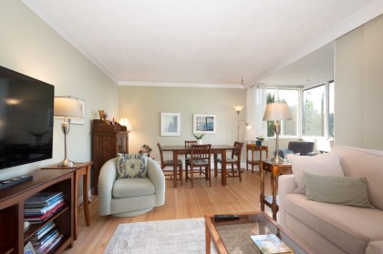 Photo 4 at 505 - 1425 Esquimalt Avenue, Ambleside, West Vancouver