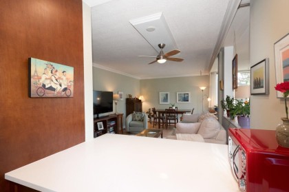 Photo 21 at 505 - 1425 Esquimalt Avenue, Ambleside, West Vancouver