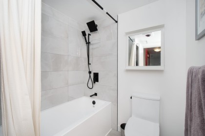 Photo 14 at 118 - 1363 Clyde Avenue, Ambleside, West Vancouver