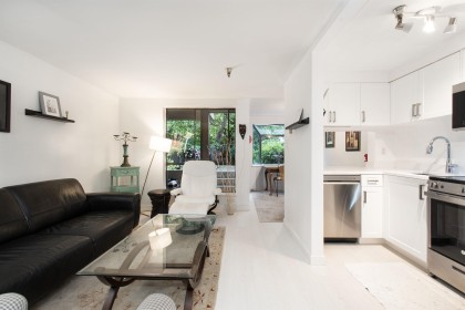 Photo 8 at 118 - 1363 Clyde Avenue, Ambleside, West Vancouver