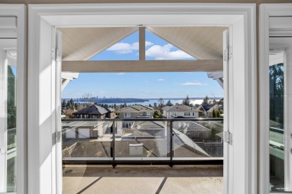 Photo 32 at 1460 Nelson Avenue, Ambleside, West Vancouver