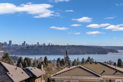 Photo 33 at 1460 Nelson Avenue, Ambleside, West Vancouver